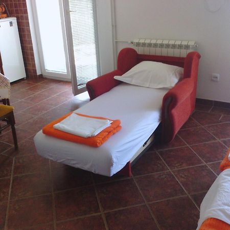 Apartments Mitrovic Podlicak سفيتي ستيفان الغرفة الصورة