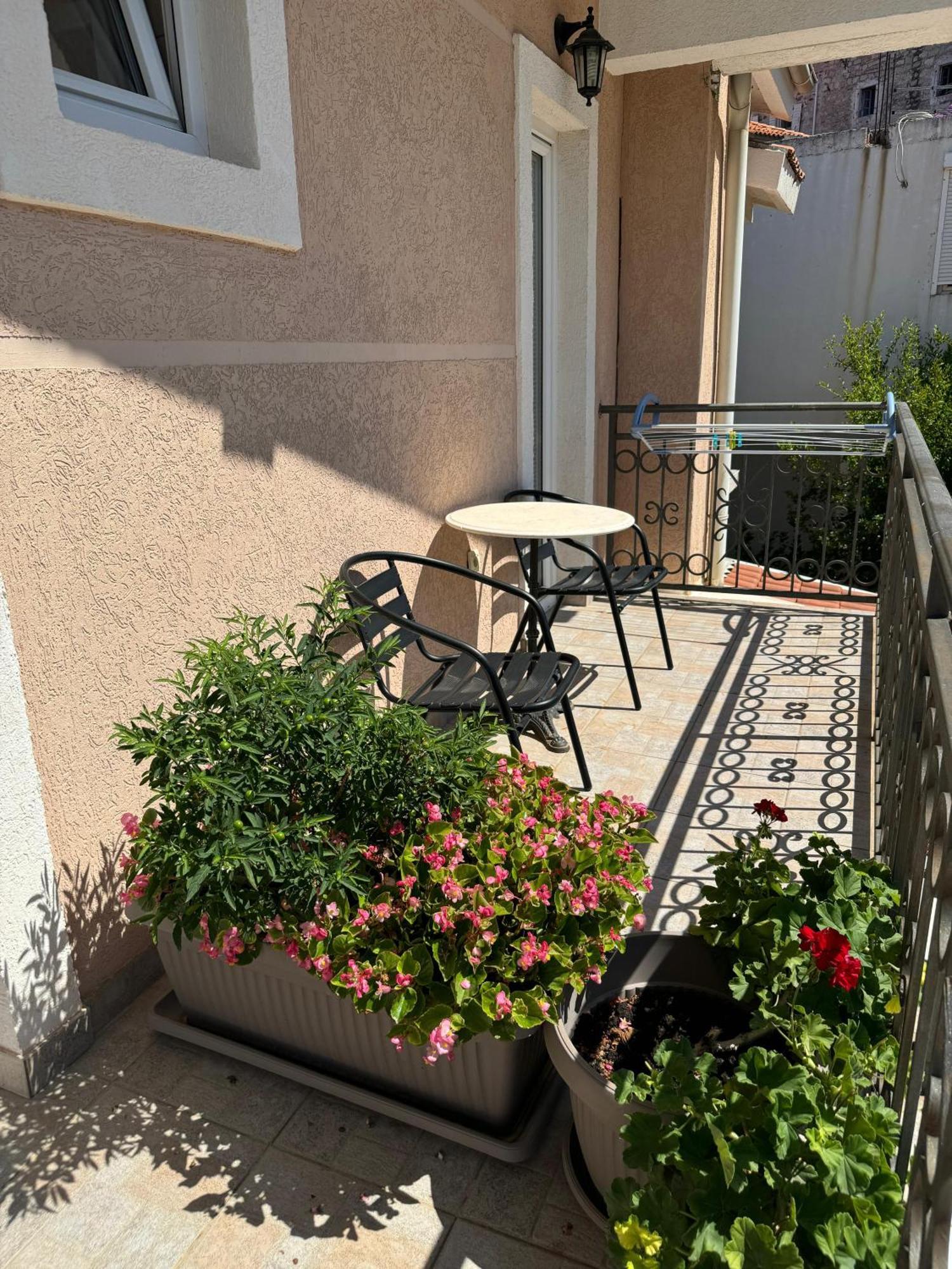 Apartments Mitrovic Podlicak سفيتي ستيفان المظهر الخارجي الصورة